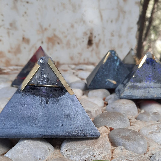 Orgonite 101: What are Orgonite Pyramids made out of - Composition and materials - Sacred