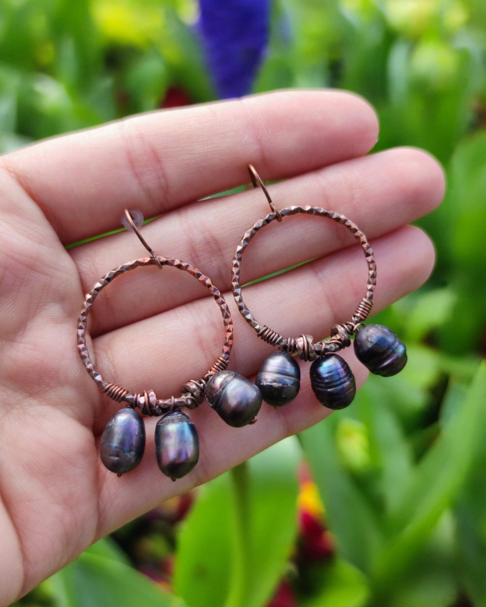 Invest in our Noir Earrings in Lebanon at Sacred