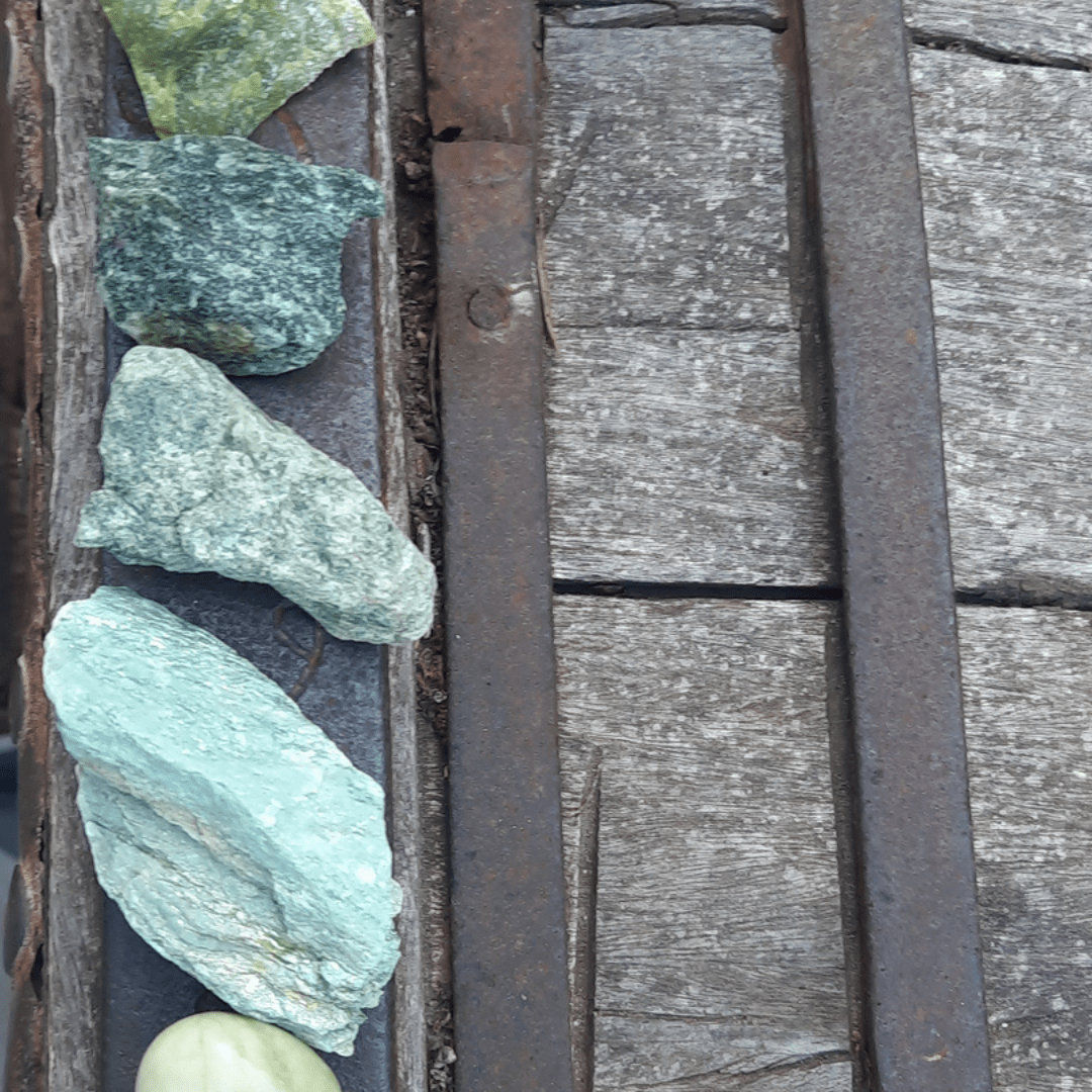 Crystals for Self Love, Healing, and Cleansing | The Heart Space - Sacred
