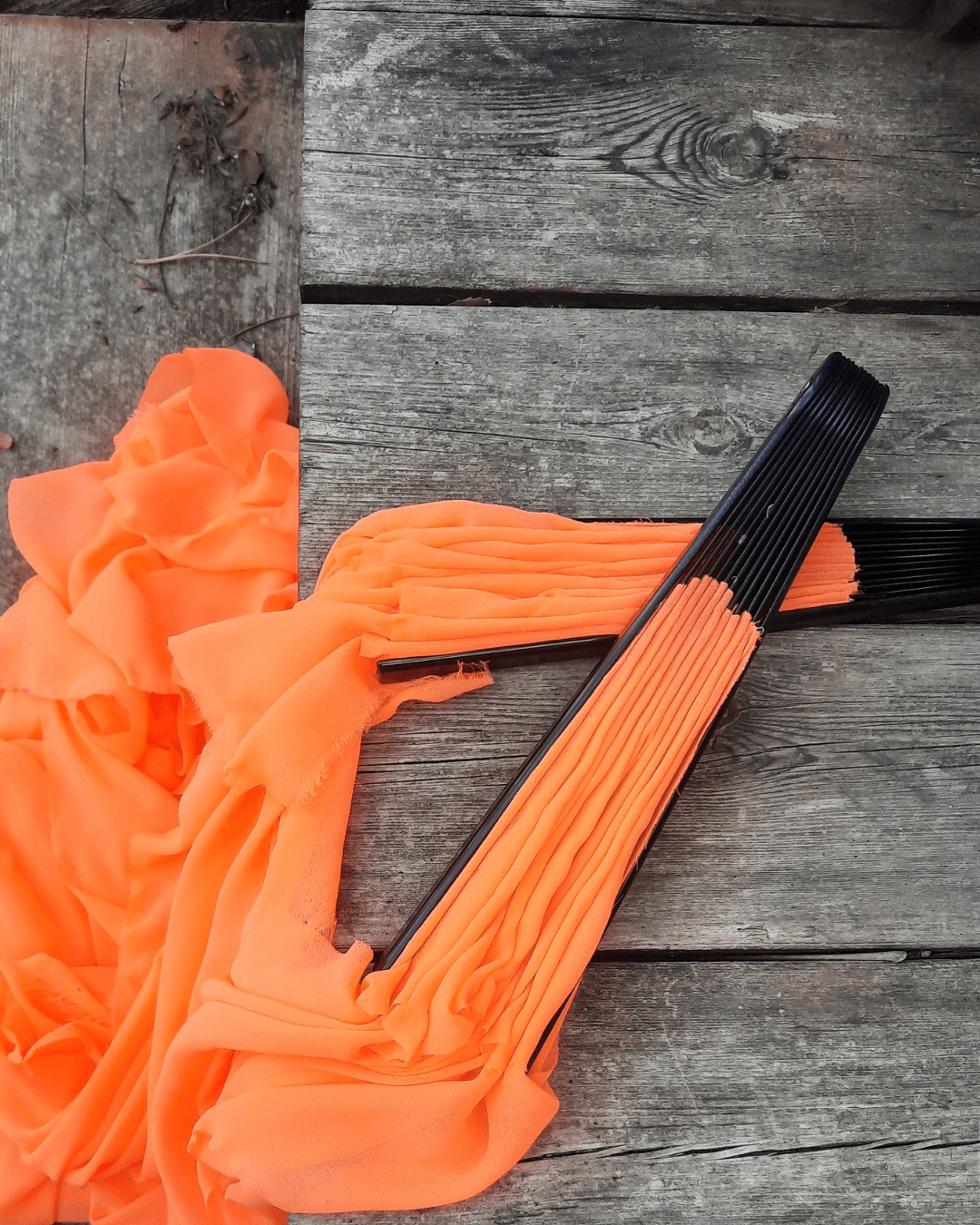 Fluo Orange - Veil Fan - Sacred