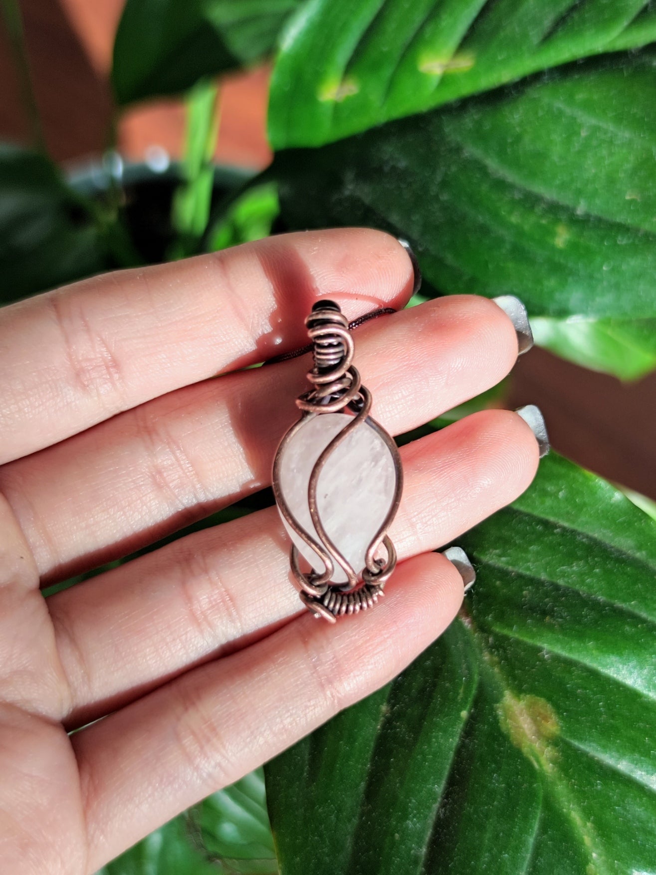 Tap into Unconditional Love with Petal! Invest in our Rose Quartz Necklace from our Handcrafted Copper Pendant Collection in Lebanon at Sacred!