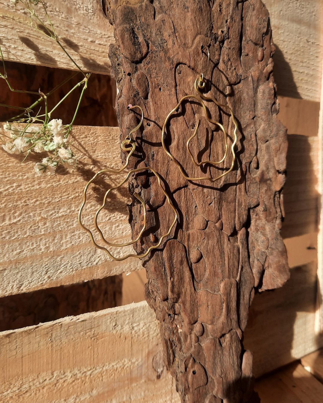 The Curviligne Earrings Collection - Sacred