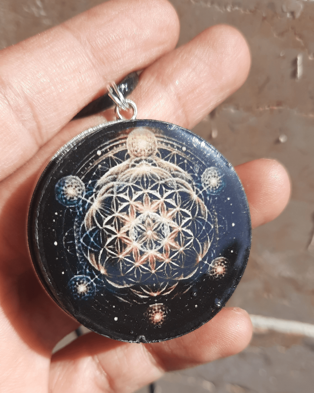Uroja - Orgonite Pendant - Sacred