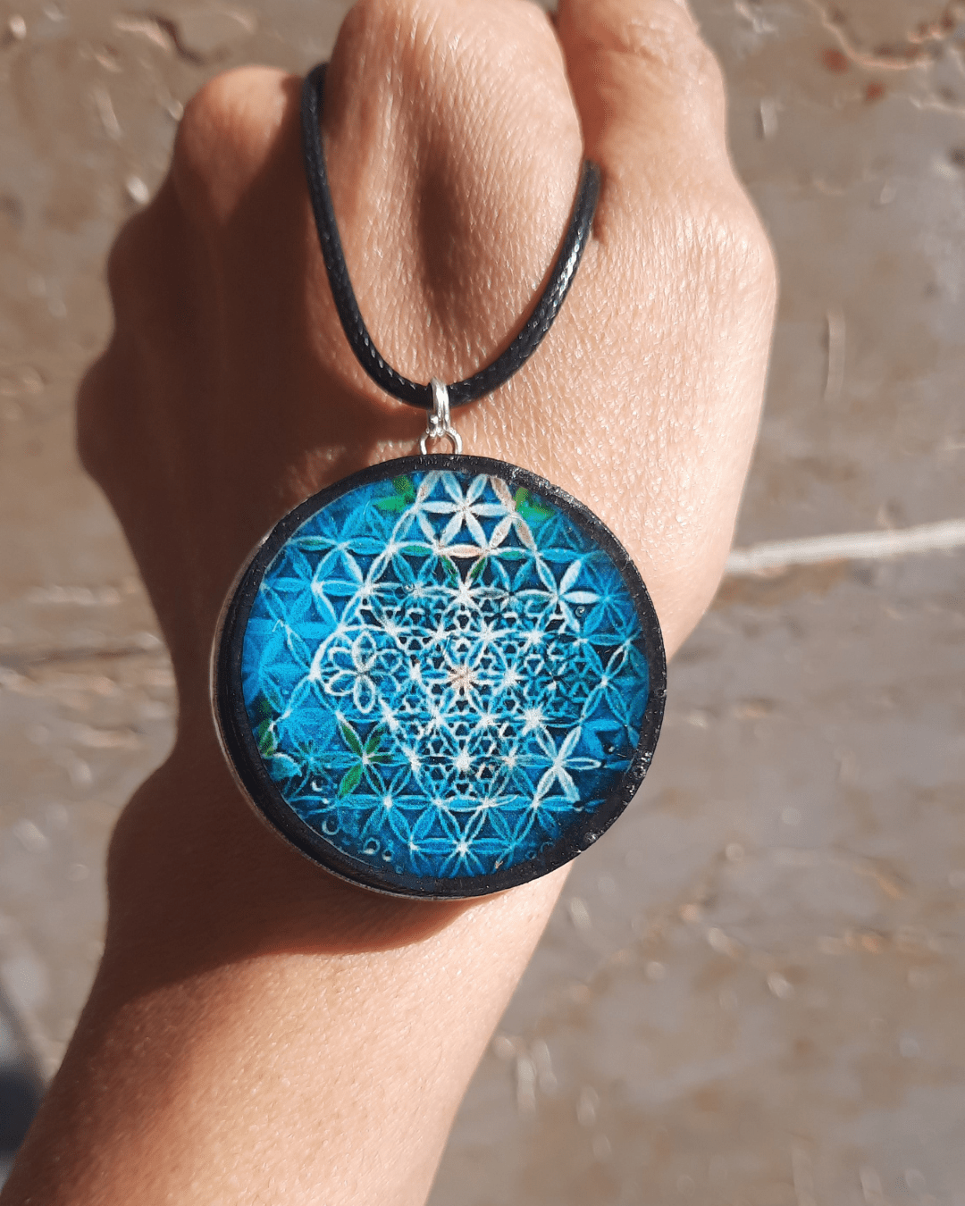 Uroja - Orgonite Pendant - Sacred